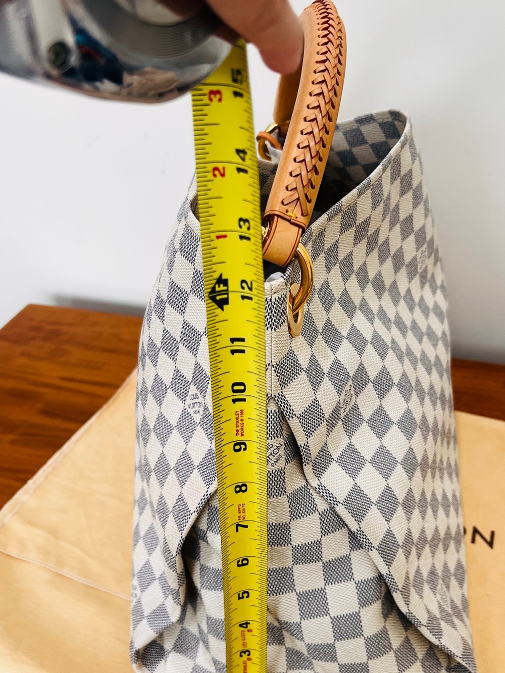 Pro-Loved LOUIS VUITTON Damier Azur Artsy MM Bag - Picture 12 of 13